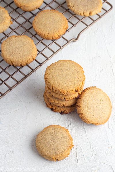 Keto Gingersnap Cookies Recipe • Low Carb Nomad